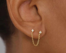 Load image into Gallery viewer, Aubree Pearl and Crystal Stud Chain Silver