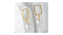 Load image into Gallery viewer, Sasha Pearl Dangle Hoop Gold
