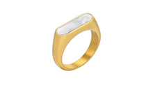 Load image into Gallery viewer, Lucia Ring Gold
