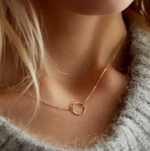 Load image into Gallery viewer, Aurelia Necklace Gold
