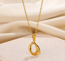 Load image into Gallery viewer, Shera Necklace Gold
