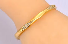 Load image into Gallery viewer, Zinnia Bangle Silver
