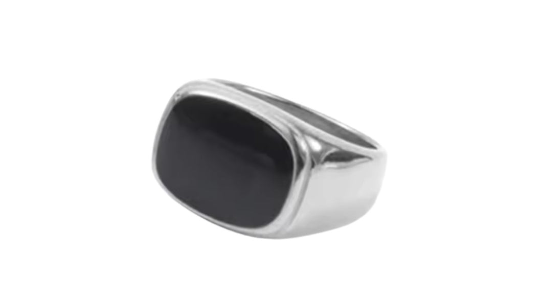 Amari Ring Silver with Black Stone