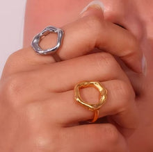 Load image into Gallery viewer, Hildie Ring Gold

