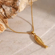 Load image into Gallery viewer, Fish Necklace Gold
