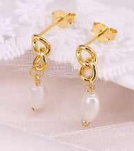 Load image into Gallery viewer, Leni Pearl Dangle Stud Gold
